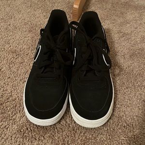 Nike size 5Y Air force 1